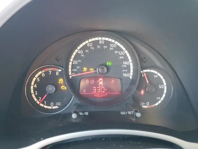 2013 VOLKSWAGEN BEETLE   