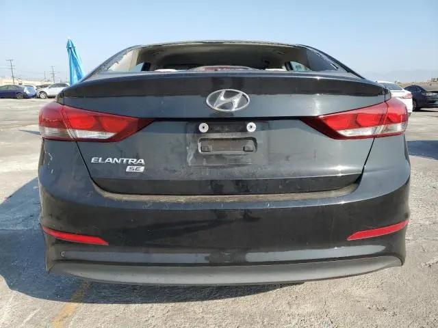 2018 HYUNDAI ELANTRA SE