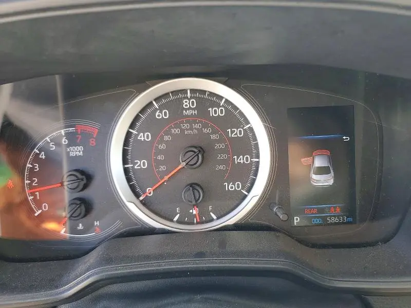 2021 TOYOTA COROLLA SE  