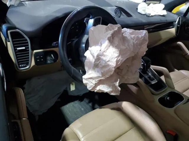 2021 PORSCHE CAYENNE   