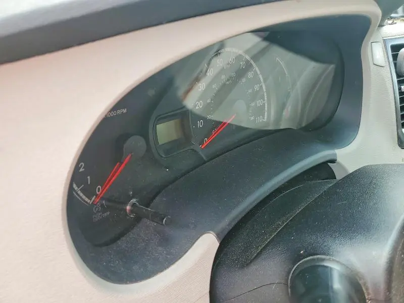 2011 TOYOTA SIENNA LE  