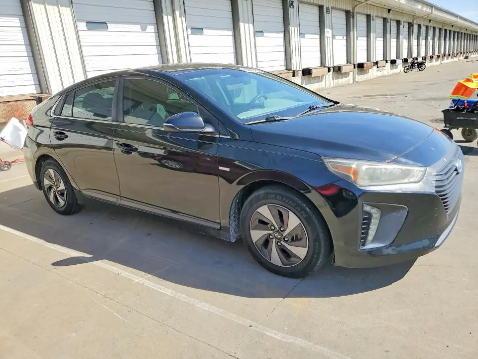 2017 HYUNDAI IONIQ SEL  