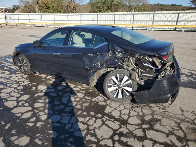 2019 NISSAN ALTIMA SV