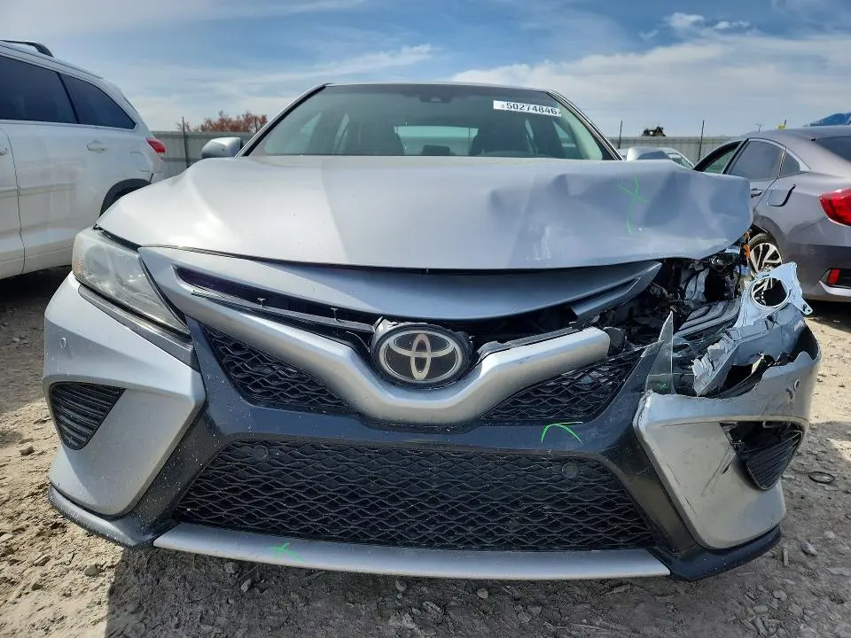2018 TOYOTA CAMRY XSE  