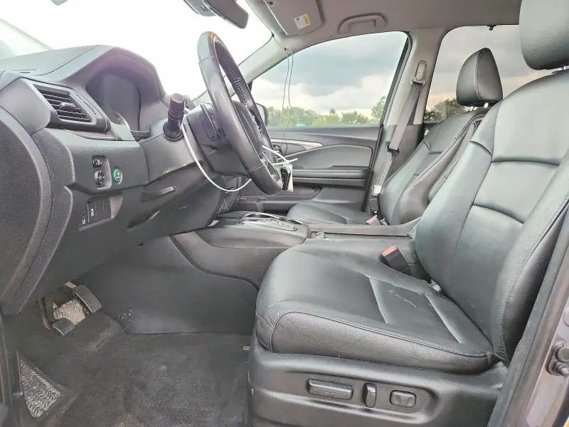 2022 HONDA PILOT SE  