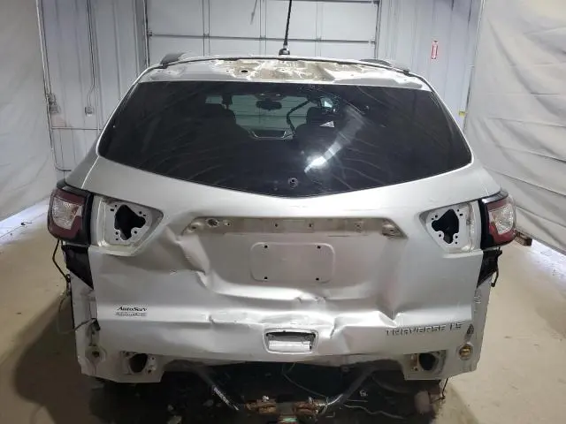 2015 CHEVROLET TRAVERSE LS  