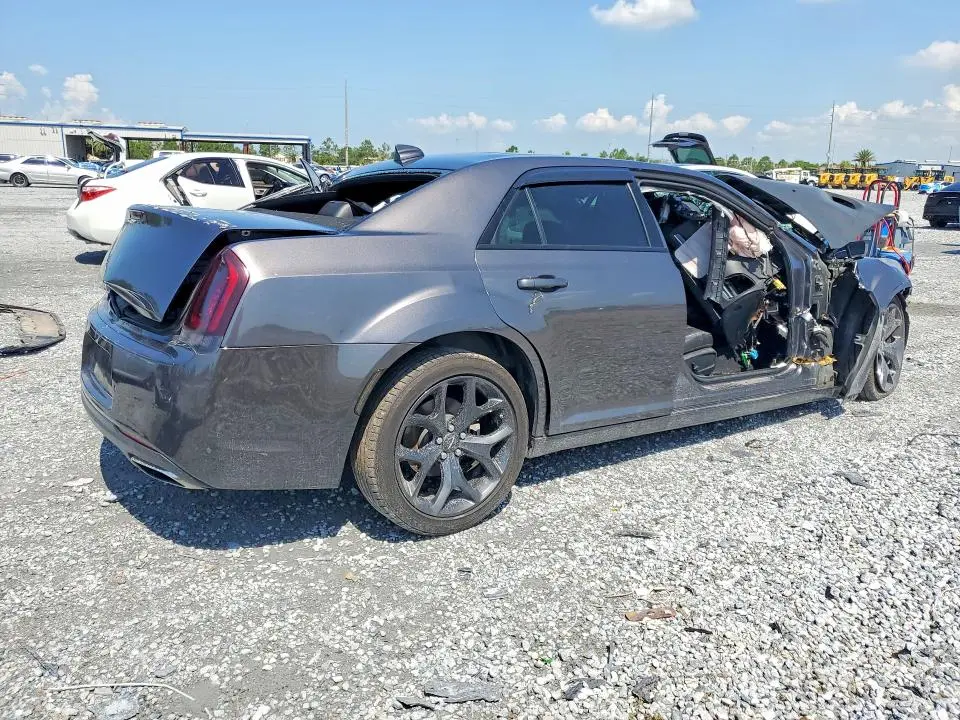 2022 CHRYSLER 300 S  