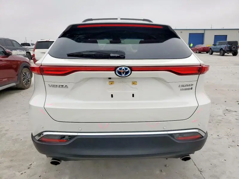 2021 TOYOTA VENZA LE  