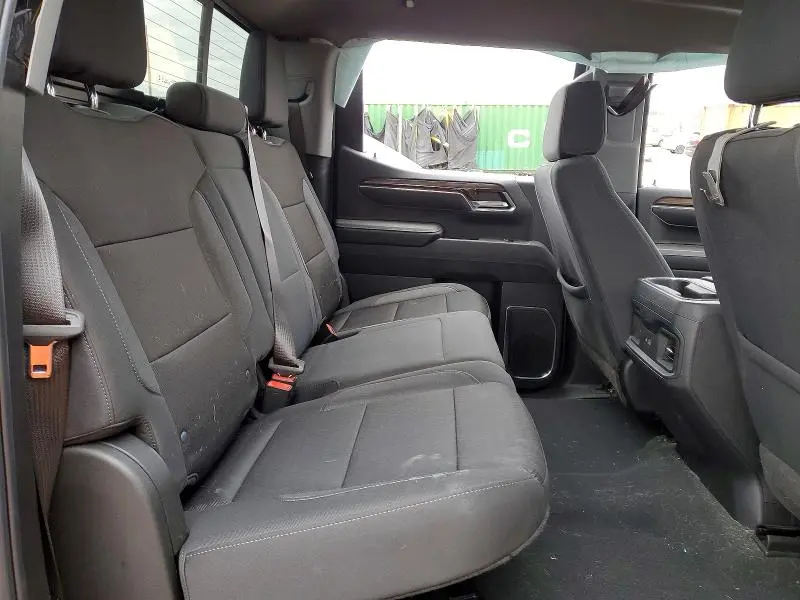 2024 CHEVROLET SILVERADO K1500 RST  