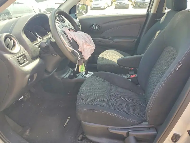 2016 NISSAN VERSA 1.6 SV  