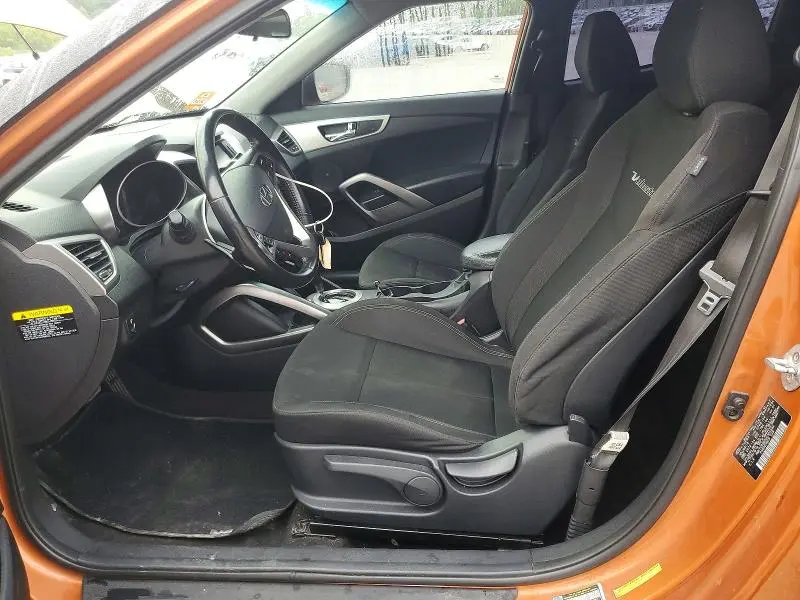 2017 HYUNDAI VELOSTER BASE  