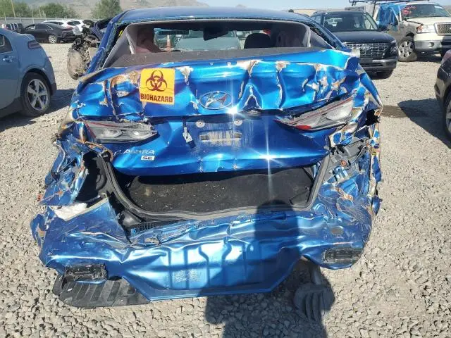 2018 HYUNDAI ELANTRA SE