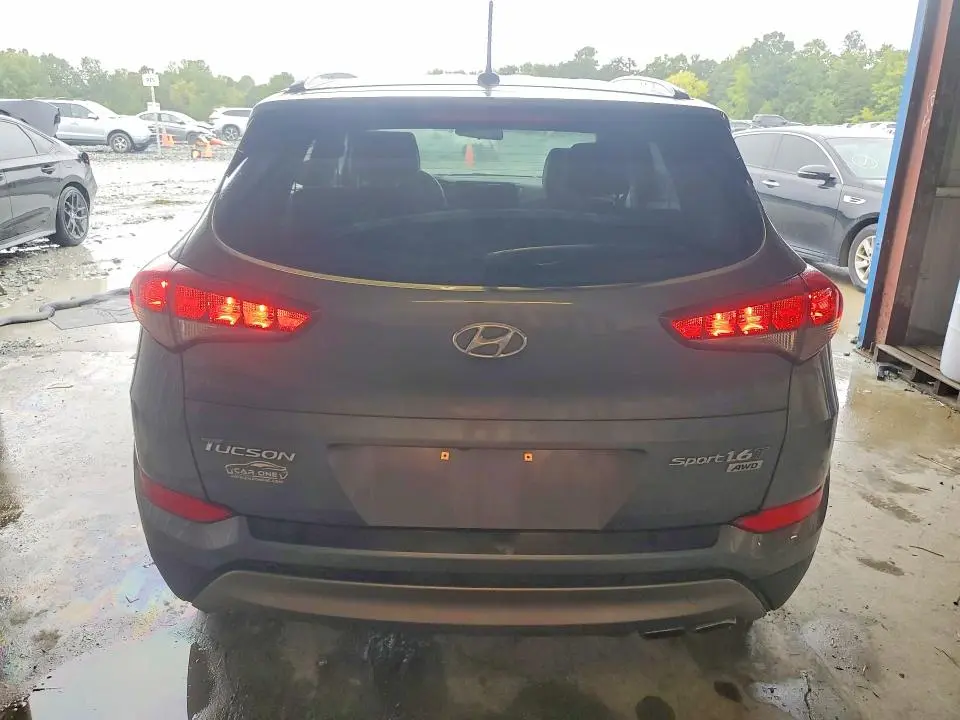 2016 HYUNDAI TUCSON SPORT  