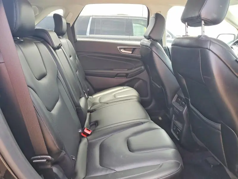 2021 FORD EDGE TITANIUM  