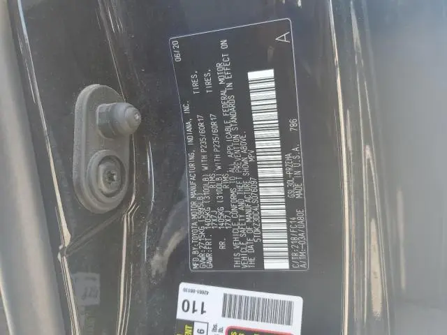 2020 TOYOTA SIENNA LE  