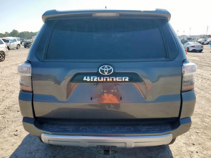 2020 TOYOTA 4RUNNER SR5/SR5 PREMIUM  