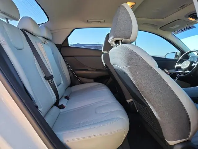 2022 HYUNDAI ELANTRA LIMITED  