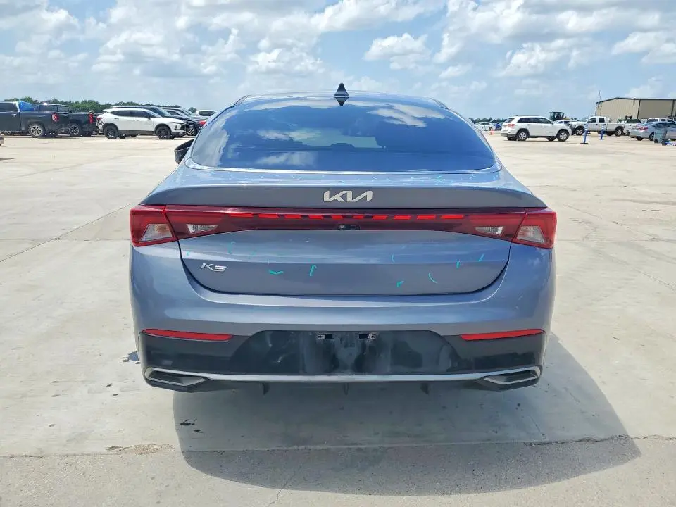2022 KIA K5 LXS  