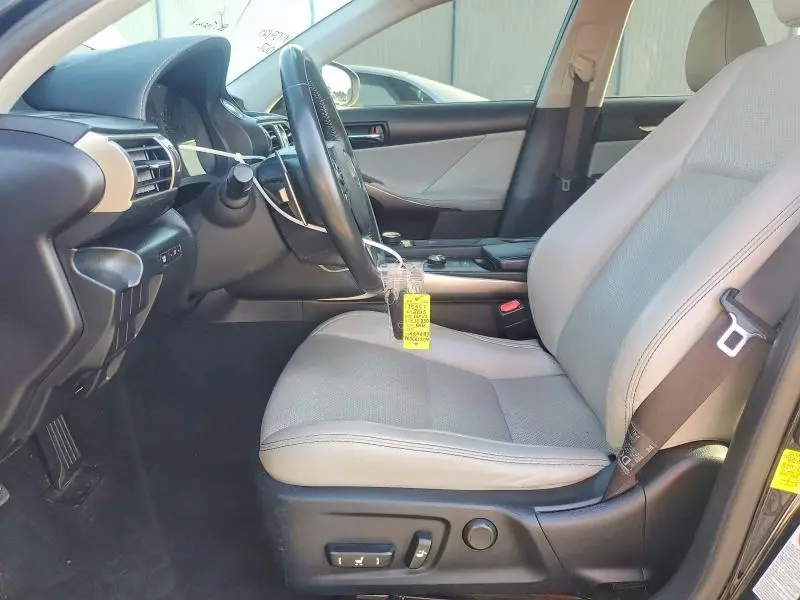 2015 LEXUS IS 250  