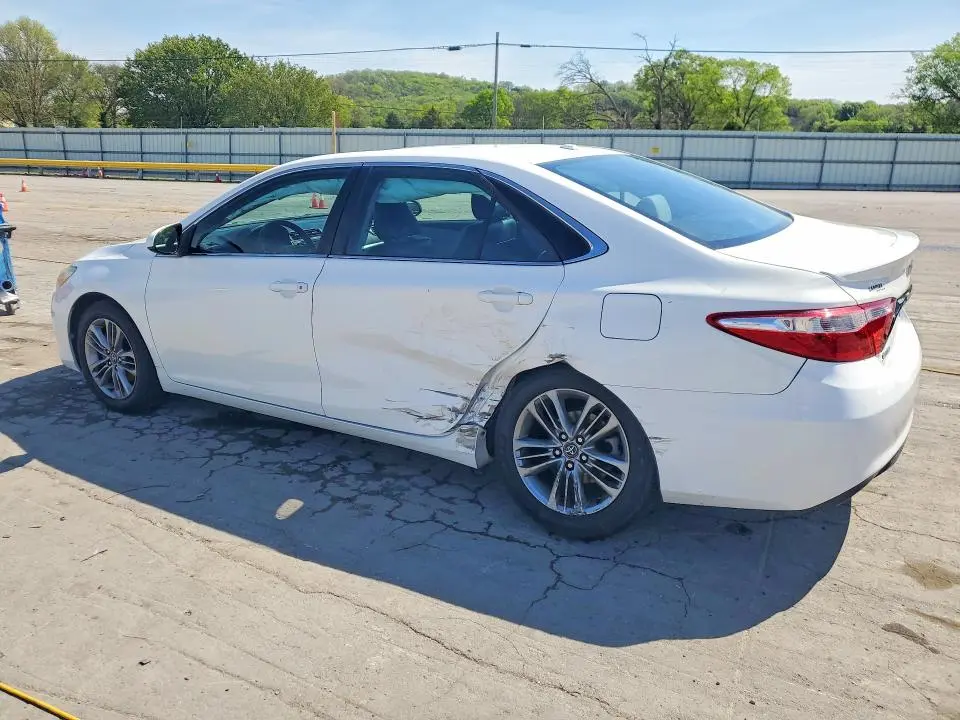 2017 TOYOTA CAMRY SE  