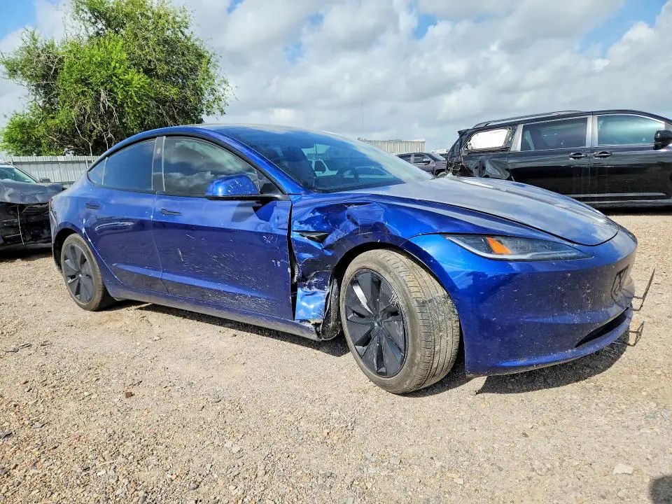2025 TESLA MODEL 3   