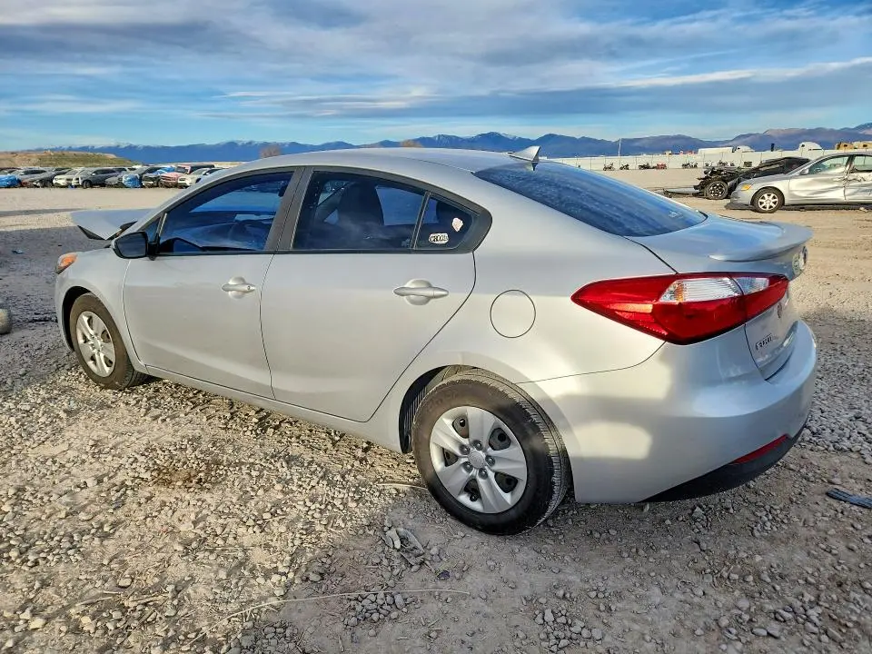 2016 KIA FORTE LX  