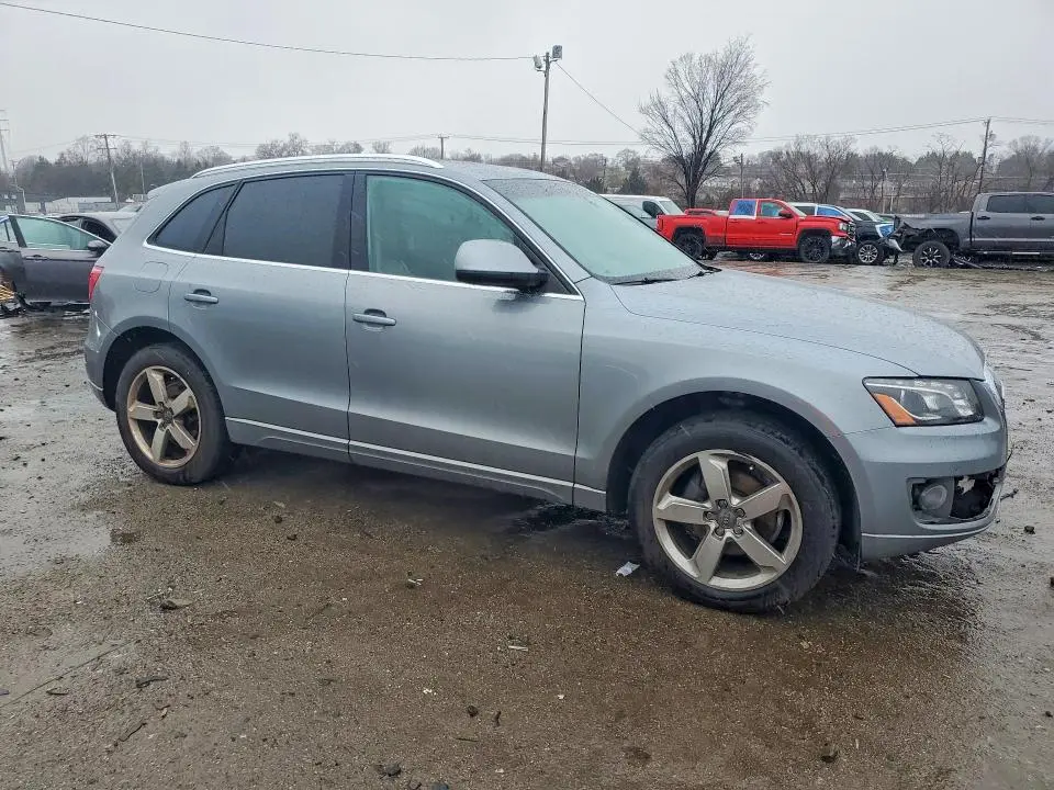 2011 AUDI Q5 PREMIUM PLUS  