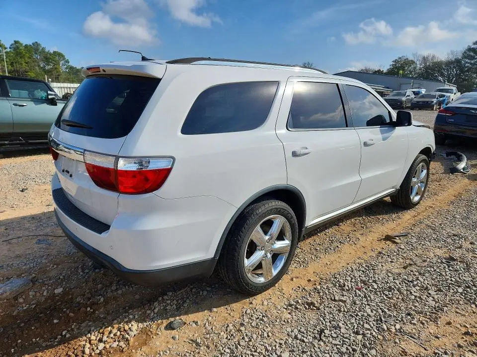 2013 DODGE DURANGO SXT  