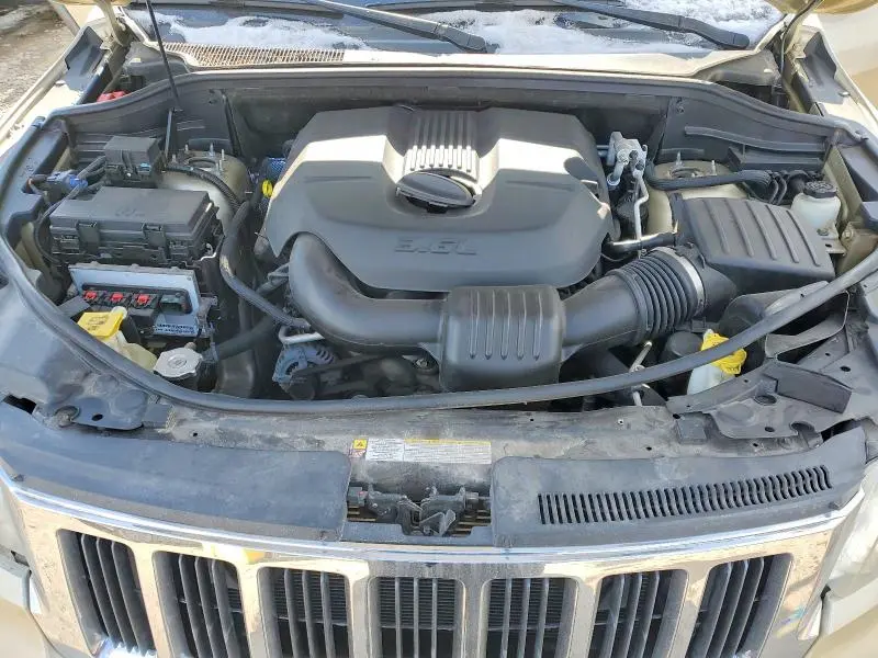 2011 JEEP GRAND CHEROKEE LAREDO  