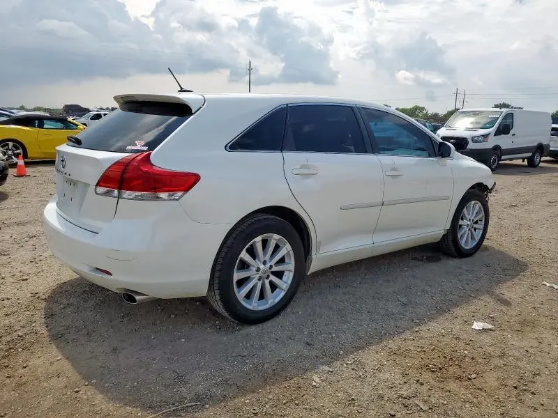 2010 TOYOTA VENZA   