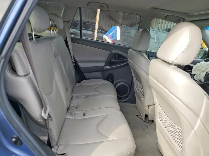 2010 TOYOTA RAV4 LIMITED  