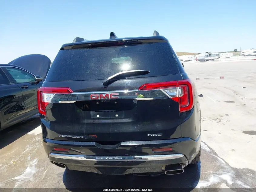 2023 GMC ACADIA AWD DENALI