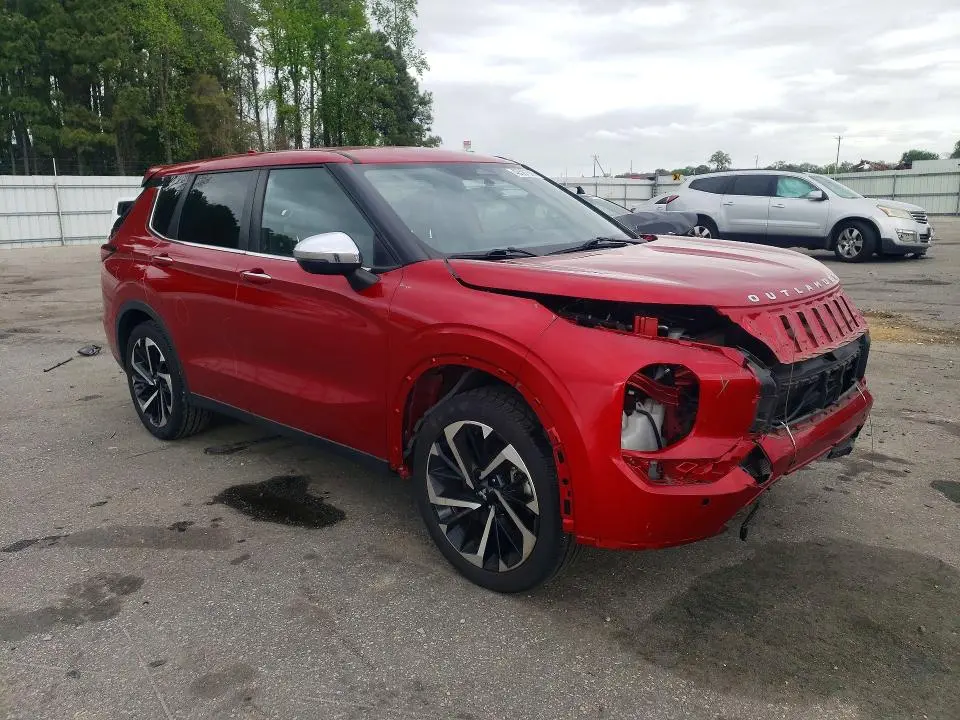 2022 MITSUBISHI OUTLANDER SE  