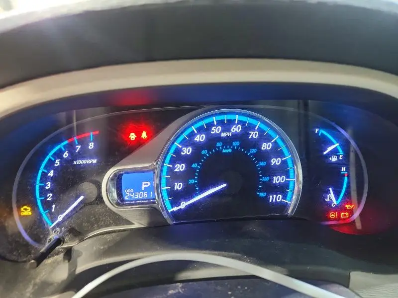 2011 TOYOTA SIENNA XLE 8-PASSENGER  