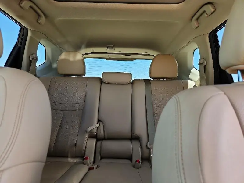 2016 NISSAN ROGUE SL  