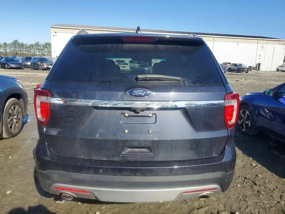 2017 FORD EXPLORER XLT  