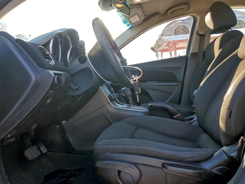 2011 CHEVROLET CRUZE LT  