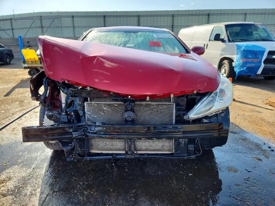 2011 HYUNDAI SONATA GLS  