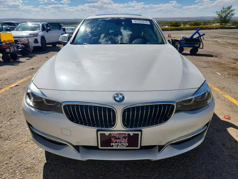 2018 BMW 330 XIGT  