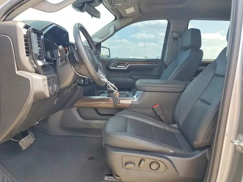 2025 CHEVROLET SILVERADO K1500 RST  