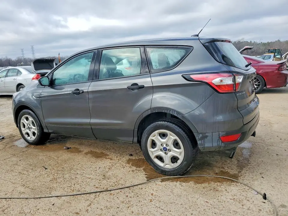 2018 FORD ESCAPE S  