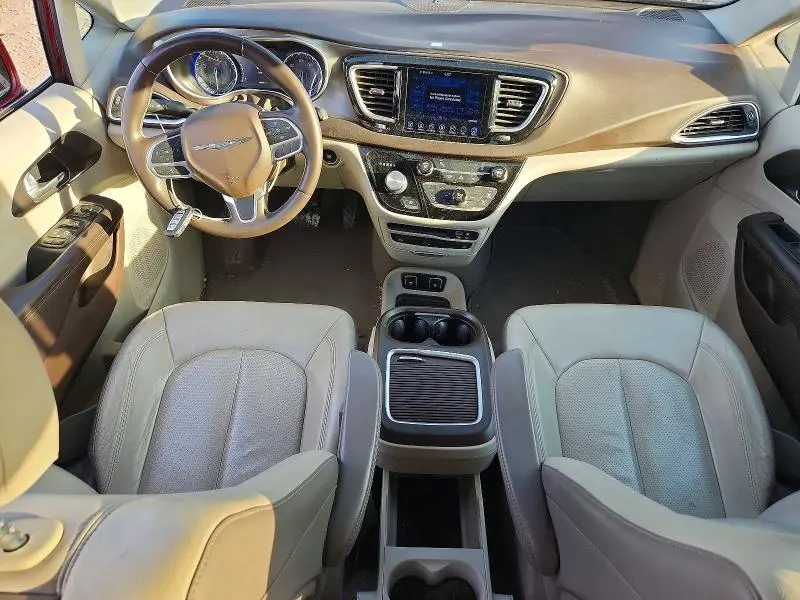 2017 CHRYSLER PACIFICA TOURING L PLUS  