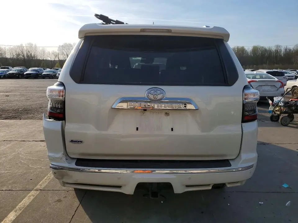 2023 TOYOTA 4 RUNNER   
