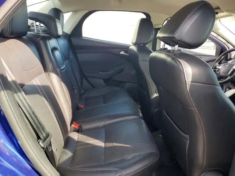 2012 FORD FOCUS TITANIUM  