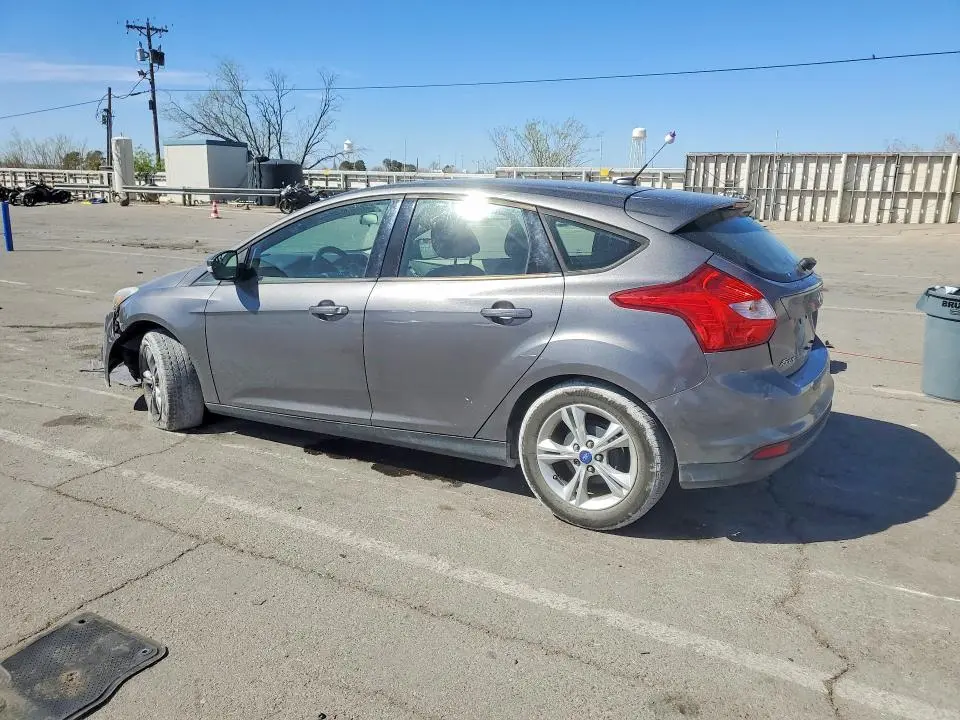 2013 FORD FOCUS SE  