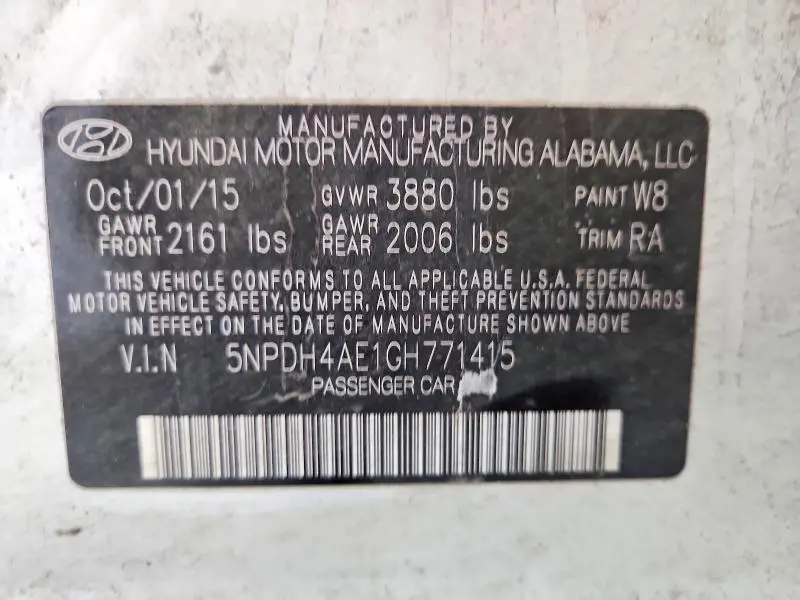 2016 HYUNDAI ELANTRA SE  