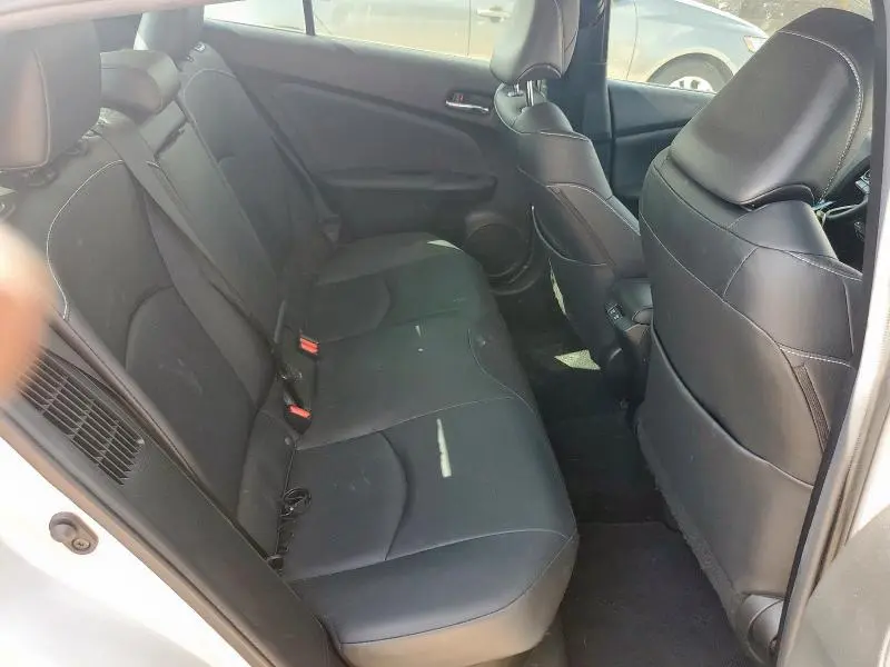 2021 TOYOTA PRIUS PRIME LE  