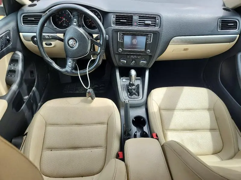 2018 VOLKSWAGEN JETTA SE  