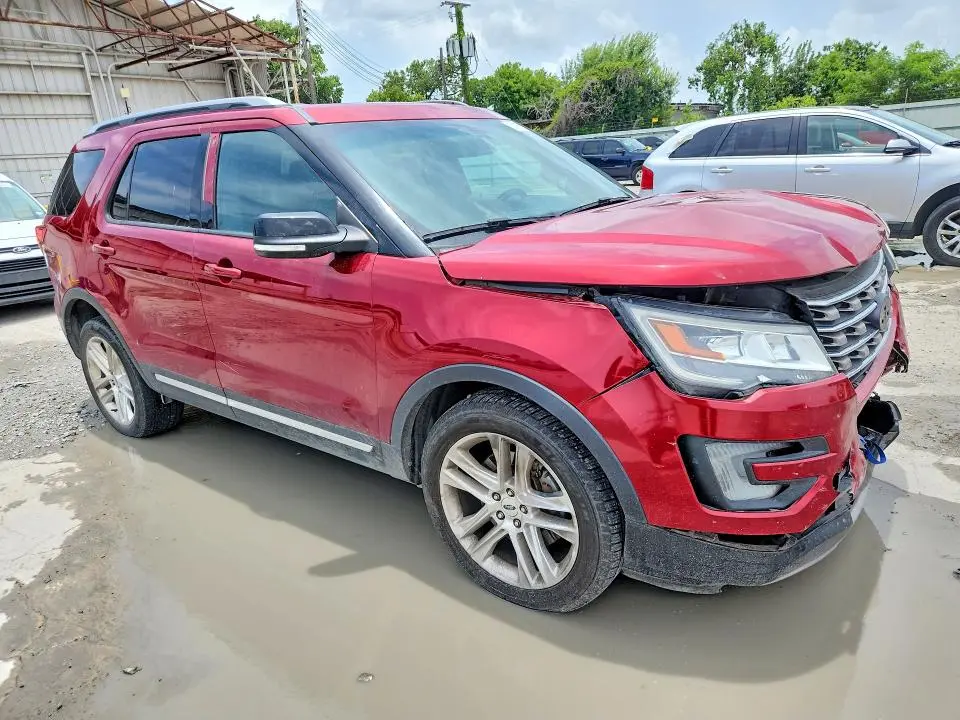 2017 FORD EXPLORER XLT  