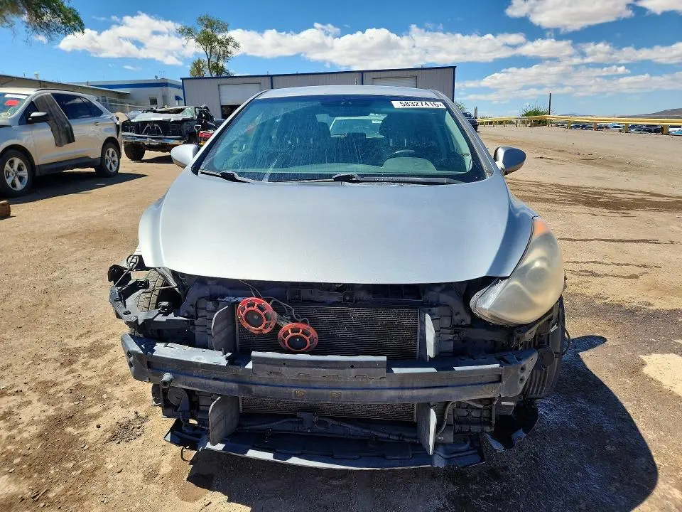 2016 HYUNDAI ELANTRA GT BASE  